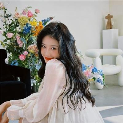 女皇封面